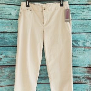 Dockers Cuffed Crops Size 6